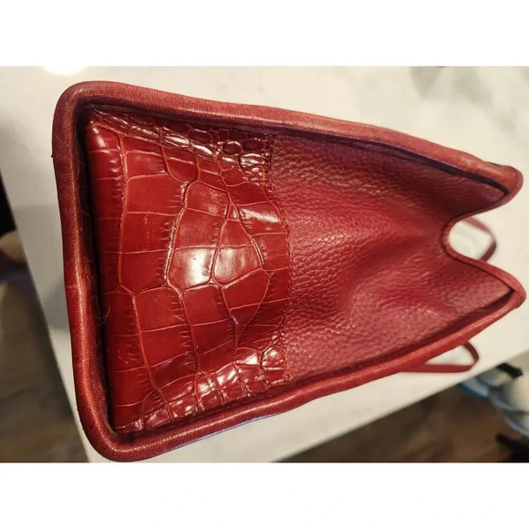 Vintage Brighton Croc Embossed Patent Double-Heart Structured Shoulder Bag - Picture 9 of 15